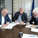 Υπογράφηκε η σύμβαση για την ανάπλαση του πάρκου Ελπίδος