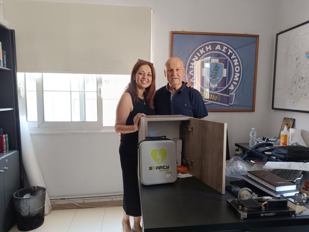 Δωρεά αυτόματου απινιδωτή στο ΑΤ Κορδελιού Ευόσμου – Στη διάθεση των δημοτών όλο το 24ωρο