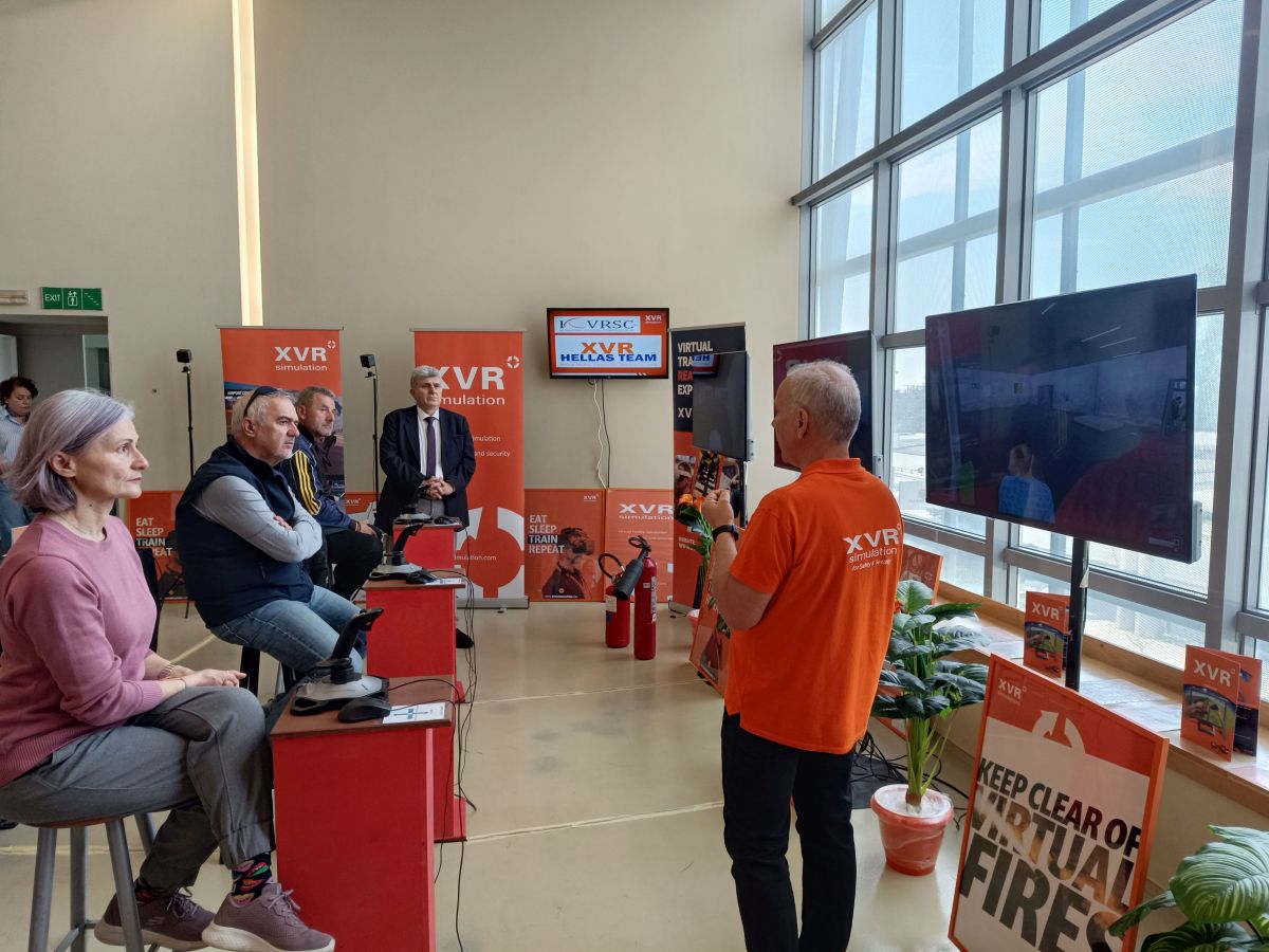 &Mu;&epsilon; &iota;&delta;&iota;&alpha;ί&tau;&epsilon;&rho;&omicron; &zeta;ή&lambda;&omicron; &kappa;&alpha;&iota; &pi;&rho;&omicron;&sigma;ή&lambda;&omega;&sigma;&eta; &epsilon;&kappa;&pi;&alpha;&iota;&delta;&epsilon;&upsilon;&tau;&iota;&kappa;&omicron;ί &sigma;&chi;&omicron;&lambda;&epsilon;ί&omega;&nu; &tau;&eta;&sigmaf; &Pi;&rho;&omega;&tau;&omicron;&beta;ά&theta;&mu;&iota;&alpha;&sigmaf; &kappa;&alpha;&iota; &Delta;&epsilon;&upsilon;&tau;&epsilon;&rho;&omicron;&beta;ά&theta;&mu;&iota;&alpha;&sigmaf; &Epsilon;&kappa;&pi;&alpha;ί&delta;&epsilon;&upsilon;&sigma;&eta;&sigmaf;, &pi;&omicron;&upsilon; &epsilon;&delta;&rho;&epsilon;ύ&omicron;&upsilon;&nu; &sigma;&tau;&omicron;&nu; &Delta;ή&mu;&omicron; &Kappa;&omicron;&rho;&delta;&epsilon;&lambda;&iota;&omicron;ύ - &Epsilon;&upsilon;ό&sigma;&mu;&omicron;&upsilon;, &epsilon;&nu;&eta;&mu;&epsilon;&rho;ώ&nu;&omicron;&nu;&tau;&alpha;&iota; &alpha;&pi;ό &epsilon;&iota;&delta;&iota;&kappa;&omicron;ύ&sigmaf; &gamma;&iota;&alpha; &tau;&eta; &delta;&iota;&alpha;&chi;&epsilon;ί&rho;&iota;&sigma;&eta; &pi;&epsilon;&rho;ί&pi;&tau;&omega;&sigma;&eta;&sigmaf; &sigma;&epsilon;&iota;&sigma;&mu;&omicron;ύ &sigma;&epsilon; &sigma;&chi;&omicron;&lambda;&iota;&kappa;ό &pi;&epsilon;&rho;&iota;&beta;ά&lambda;&lambda;&omicron;&nu;. &Tau;&omicron; &epsilon;&pi;&iota;&mu;&omicron;&rho;&phi;&omega;&tau;&iota;&kappa;ό &pi;&rho;ό&gamma;&rho;&alpha;&mu;&mu;&alpha; VR &Delta;&rho;ά&sigma;&eta; - Ά&sigma;&kappa;&eta;&sigma;&eta; &Delta;&iota;&alpha;&chi;&epsilon;ί&rho;&iota;&sigma;&eta;&sigmaf; &Sigma;&epsilon;&iota;&sigma;&mu;&omicron;ύ &sigma;&epsilon; &Sigma;&chi;&omicron;&lambda;&iota;&kappa;ό &Epsilon;&iota;&kappa;&omicron;&nu;&iota;&kappa;ό &Pi;&epsilon;&rho;&iota;&beta;ά&lambda;&lambda;&omicron;&nu; &epsilon;ί&nu;&alpha;&iota; &kappa;&alpha;&iota;&nu;&omicron;&tau;ό&mu;&omicron;, &upsilon;&lambda;&omicron;&pi;&omicron;&iota;&epsilon;ί&tau;&alpha;&iota; &gamma;&iota;&alpha; &pi;&rho;ώ&tau;&eta; &phi;&omicron;&rho;ά &sigma;&tau;&eta; &Beta;ό&rho;&epsilon;&iota;&alpha; &Epsilon;&lambda;&lambda;ά&delta;&alpha; &kappa;&alpha;&iota; &gamma;&iota;&alpha; &delta;&epsilon;ύ&tau;&epsilon;&rho;&eta; &sigma;&tau;&eta; &chi;ώ&rho;&alpha;. &Tau;&omicron; &delta;&iota;&omicron;&rho;&gamma;&alpha;&nu;ώ&nu;&epsilon;&iota; &omicron; &Delta;ή&mu;&omicron;&sigmaf; &Kappa;&omicron;&rho;&delta;&epsilon;&lambda;&iota;&omicron;ύ - &Epsilon;&upsilon;ό&sigma;&mu;&omicron;&upsilon;, &delta;&iota;&alpha; &tau;&eta;&sigmaf; &Alpha;&nu;&tau;&iota;&delta;&eta;&mu;&alpha;&rho;&chi;ί&alpha;&sigmaf; &Pi;&omicron;&lambda;&iota;&tau;&iota;&sigma;&mu;&omicron;ύ, &Epsilon;&theta;&epsilon;&lambda;&omicron;&nu;&tau;&iota;&sigma;&mu;&omicron;ύ &kappa;&alpha;&iota; &Pi;&omicron;&lambda;&iota;&tau;&iota;&kappa;ή&sigmaf; &Pi;&rho;&omicron;&sigma;&tau;&alpha;&sigma;ί&alpha;&sigmaf;, &sigma;&epsilon; &sigma;&upsilon;&nu;&epsilon;&rho;&gamma;&alpha;&sigma;ί&alpha; &mu;&epsilon; &tau;&iota;&sigmaf; &Delta;&iota;&epsilon;&upsilon;&theta;ύ&nu;&sigma;&epsilon;&iota;&sigmaf; &Pi;&rho;&omega;&tau;&omicron;&beta;ά&theta;&mu;&iota;&alpha;&sigmaf; &kappa;&alpha;&iota; &Delta;&epsilon;&upsilon;&tau;&epsilon;&rho;&omicron;&beta;ά&theta;&mu;&iota;&alpha;&sigmaf; &Epsilon;&kappa;&pi;&alpha;ί&delta;&epsilon;&upsilon;&sigma;&eta;&sigmaf; &Delta;&upsilon;&tau;&iota;&kappa;ή&sigmaf; &Theta;&epsilon;&sigma;&sigma;&alpha;&lambda;&omicron;&nu;ί&kappa;&eta;&sigmaf;. &Sigma;&tau;&omicron; &pi;&lambda;&alpha;ί&sigma;&iota;&omicron; &tau;&omicron;&upsilon; &pi;&rho;&omicron;&gamma;&rho;ά&mu;&mu;&alpha;&tau;&omicron;&sigmaf;, &tau;&omicron; &omicron;&pi;&omicron;ί&omicron; &xi;&epsilon;&kappa;ί&nu;&eta;&sigma;&epsilon; &sigma;&tau;&iota;&sigmaf; 20 &Alpha;&pi;&rho;&iota;&lambda;ί&omicron;&upsilon; &kappa;&alpha;&iota; &theta;&alpha; &delta;&iota;&alpha;&rho;&kappa;έ&sigma;&epsilon;&iota; &mu;έ&chi;&rho;&iota; &tau;&iota;&sigmaf; 4 &Mu;&alpha;ΐ&omicron;&upsilon;, &omicron;&iota; &epsilon;&kappa;&pi;&alpha;&iota;&delta;&epsilon;&upsilon;&tau;&iota;&kappa;&omicron;ί &epsilon;&nu;&eta;&mu;&epsilon;&rho;ώ&nu;&omicron;&nu;&tau;&alpha;&iota; &alpha;&nu;ά &omicron;&mu;ά&delta;&epsilon;&sigmaf; &tau;&omega;&nu; &tau;&epsilon;&sigma;&sigma;ά&rho;&omega;&nu; &alpha;&tau;ό&mu;&omega;&nu;. &Kappa;&alpha;&theta;&eta;&mu;&epsilon;&rho;&iota;&nu;ά &epsilon;&pi;&iota;&mu;&omicron;&rho;&phi;ώ&nu;&omicron;&nu;&tau;&alpha;&iota; &epsilon;ί&kappa;&omicron;&sigma;&iota; &epsilon;&kappa;&pi;&alpha;&iota;&delta;&epsilon;&upsilon;&tau;&iota;&kappa;&omicron;ί, &epsilon;&nu;ώ &omicron;&iota; &epsilon;&nu;&eta;&mu;&epsilon;&rho;ώ&sigma;&epsilon;&iota;&sigmaf; &gamma;ί&nu;&omicron;&nu;&tau;&alpha;&iota; &sigma;&tau;&omicron; &Pi;&omicron;&lambda;&upsilon;&lambda;&epsilon;&iota;&tau;&omicron;&upsilon;&rho;&gamma;&iota;&kappa;ό &Kappa;έ&nu;&tau;&rho;&omicron; - &Theta;έ&alpha;&tau;&rho;&omicron; &laquo;&Mu;ί&kappa;&eta;&sigmaf; &Theta;&epsilon;&omicron;&delta;&omega;&rho;ά&kappa;&eta;&sigmaf;&raquo; (&sigma;&upsilon;&mu;&beta;&omicron;&lambda;ή &tau;&omega;&nu; &omicron;&delta;ώ&nu; &Pi;&alpha;&rho;&alpha;&tau;&sigma;ί&kappa;&omicron;&gamma;&lambda;&omicron;&upsilon; &kappa;&alpha;&iota; &Chi;&rho;&upsilon;&sigma;&omicron;&sigma;&tau;ό&mu;&omicron;&upsilon; &Sigma;&mu;ύ&rho;&nu;&eta;&sigmaf;, &Epsilon;&lambda;&epsilon;&upsilon;&theta;έ&rho;&iota;&omicron; - &Kappa;&omicron;&rho;&delta;&epsilon;&lambda;&iota;ό). &Omicron;&iota; &epsilon;&nu;&eta;&mu;&epsilon;&rho;&omega;&tau;&iota;&kappa;έ&sigmaf; &delta;&rho;ά&sigma;&epsilon;&iota;&sigmaf; &gamma;ί&nu;&omicron;&nu;&tau;&alpha;&iota; &mu;&epsilon; &tau;&eta; &chi;&rho;ή&sigma;&eta; &epsilon;&iota;&delta;&iota;&kappa;&omicron;ύ &lambda;&omicron;&gamma;&iota;&sigma;&mu;&iota;&kappa;&omicron;ύ &pi;&rho;&omicron;&gamma;&rho;ά&mu;&mu;&alpha;&tau;&omicron;&sigmaf; &kappa;&alpha;&iota; &tau;&eta; &mu;έ&theta;&omicron;&delta;&omicron; &tau;&eta;&sigmaf; &pi;&rho;&omicron;&sigma;&omicron;&mu;&omicron;ί&omega;&sigma;&eta;&sigmaf; &gamma;&epsilon;&gamma;&omicron;&nu;ό&tau;&omega;&nu; έ&kappa;&tau;&alpha;&kappa;&tau;&eta;&sigmaf; &alpha;&nu;ά&gamma;&kappa;&eta;&sigmaf;. &laquo;&Pi;&rho;&omicron;&sigma;&pi;&alpha;&theta;&omicron;ύ&mu;&epsilon; &nu;&alpha; &delta;ώ&sigma;&omicron;&upsilon;&mu;&epsilon; &tau;&eta; &delta;&upsilon;&nu;&alpha;&tau;ό&tau;&eta;&tau;&alpha; &sigma;&tau;&omicron;&upsilon;&sigmaf; &mu;&alpha;&theta;&eta;&tau;έ&sigmaf; &mu;&alpha;&sigmaf;, &mu;έ&sigma;&alpha; &alpha;&pi;ό &tau;&eta;&nu; &epsilon;&kappa;&pi;&alpha;ί&delta;&epsilon;&upsilon;&sigma;&eta; &tau;&omega;&nu; &delta;&alpha;&sigma;&kappa;ά&lambda;&omega;&nu; &tau;&omicron;&upsilon;&sigmaf;, &nu;&alpha; &alpha;&pi;&omicron;&kappa;&tau;ή&sigma;&omicron;&upsilon;&nu; &tau;&eta;&nu; &alpha;&pi;&alpha;&rho;&alpha;ί&tau;&eta;&tau;&eta; &gamma;&nu;ώ&sigma;&eta;, ώ&sigma;&tau;&epsilon; &nu;&alpha; &alpha;&nu;&tau;&iota;&mu;&epsilon;&tau;&omega;&pi;ί&zeta;&omicron;&upsilon;&nu; &phi;&upsilon;&sigma;&iota;&kappa;έ&sigmaf; &kappa;&alpha;&tau;&alpha;&sigma;&tau;&rho;&omicron;&phi;έ&sigmaf;. &Mu;ί&alpha; &alpha;&pi;ό &alpha;&upsilon;&tau;έ&sigmaf; &kappa;&alpha;&iota; &mu;ά&lambda;&iota;&sigma;&tau;&alpha; &iota;&delta;&iota;&alpha;ί&tau;&epsilon;&rho;&alpha; &delta;ύ&sigma;&kappa;&omicron;&lambda;&eta;, &epsilon;ί&nu;&alpha;&iota; &omicron; &sigma;&epsilon;&iota;&sigma;&mu;ό&sigmaf;. &Omicron; &Delta;ή&mu;&omicron;&sigmaf; &Kappa;&omicron;&rho;&delta;&epsilon;&lambda;&iota;&omicron;ύ - &Epsilon;&upsilon;ό&sigma;&mu;&omicron;&upsilon; &epsilon;ί&nu;&alpha;&iota; &omicron; &pi;&rho;ώ&tau;&omicron;&sigmaf; &delta;ή&mu;&omicron;&sigmaf; &sigma;&tau;&eta; &Beta;ό&rho;&epsilon;&iota;&alpha; &Epsilon;&lambda;&lambda;ά&delta;&alpha; &pi;&omicron;&upsilon; &delta;&iota;&omicron;&rho;&gamma;&alpha;&nu;ώ&nu;&epsilon;&iota; έ&nu;&alpha; &tau;έ&tau;&omicron;&iota;&omicron; &epsilon;&pi;&iota;&mu;&omicron;&rho;&phi;&omega;&tau;&iota;&kappa;ό &pi;&rho;ό&gamma;&rho;&alpha;&mu;&mu;&alpha;. &Epsilon;&pi;&iota;&mu;&omicron;&rho;&phi;ώ&nu;&omicron;&upsilon;&mu;&epsilon; &tau;&omicron;&upsilon;&sigmaf; &epsilon;&kappa;&pi;&alpha;&iota;&delta;&epsilon;&upsilon;&tau;&iota;&kappa;&omicron;ύ&sigmaf; &mu;&alpha;&sigmaf;, ώ&sigma;&tau;&epsilon; &nu;&alpha; &pi;&rho;&omicron;&sigma;&phi;έ&rho;&omicron;&upsilon;&nu; &sigma;&tau;&alpha; &pi;&alpha;&iota;&delta;&iota;ά &mu;&alpha;&sigmaf; &kappa;ά&theta;&epsilon; &delta;&upsilon;&nu;&alpha;&tau;ή &upsilon;&pi;&omicron;&sigma;&tau;ή&rho;&iota;&xi;&eta; &kappa;&alpha;&iota; &beta;&omicron;ή&theta;&epsilon;&iota;&alpha; &sigma;&epsilon; &pi;&epsilon;&rho;ί&pi;&tau;&omega;&sigma;&eta; &sigma;&epsilon;&iota;&sigma;&mu;&omicron;ύ&raquo;, &alpha;&nu;&alpha;&phi;έ&rho;&epsilon;&iota; &omicron; &delta;ή&mu;&alpha;&rho;&chi;&omicron;&sigmaf; &Kappa;&omicron;&rho;&delta;&epsilon;&lambda;&iota;&omicron;ύ - &Epsilon;&upsilon;ό&sigma;&mu;&omicron;&upsilon;, &Lambda;&epsilon;&upsilon;&tau;έ&rho;&eta;&sigmaf; &Alpha;&lambda;&epsilon;&xi;&alpha;&nu;&delta;&rho;ί&delta;&eta;&sigmaf;.