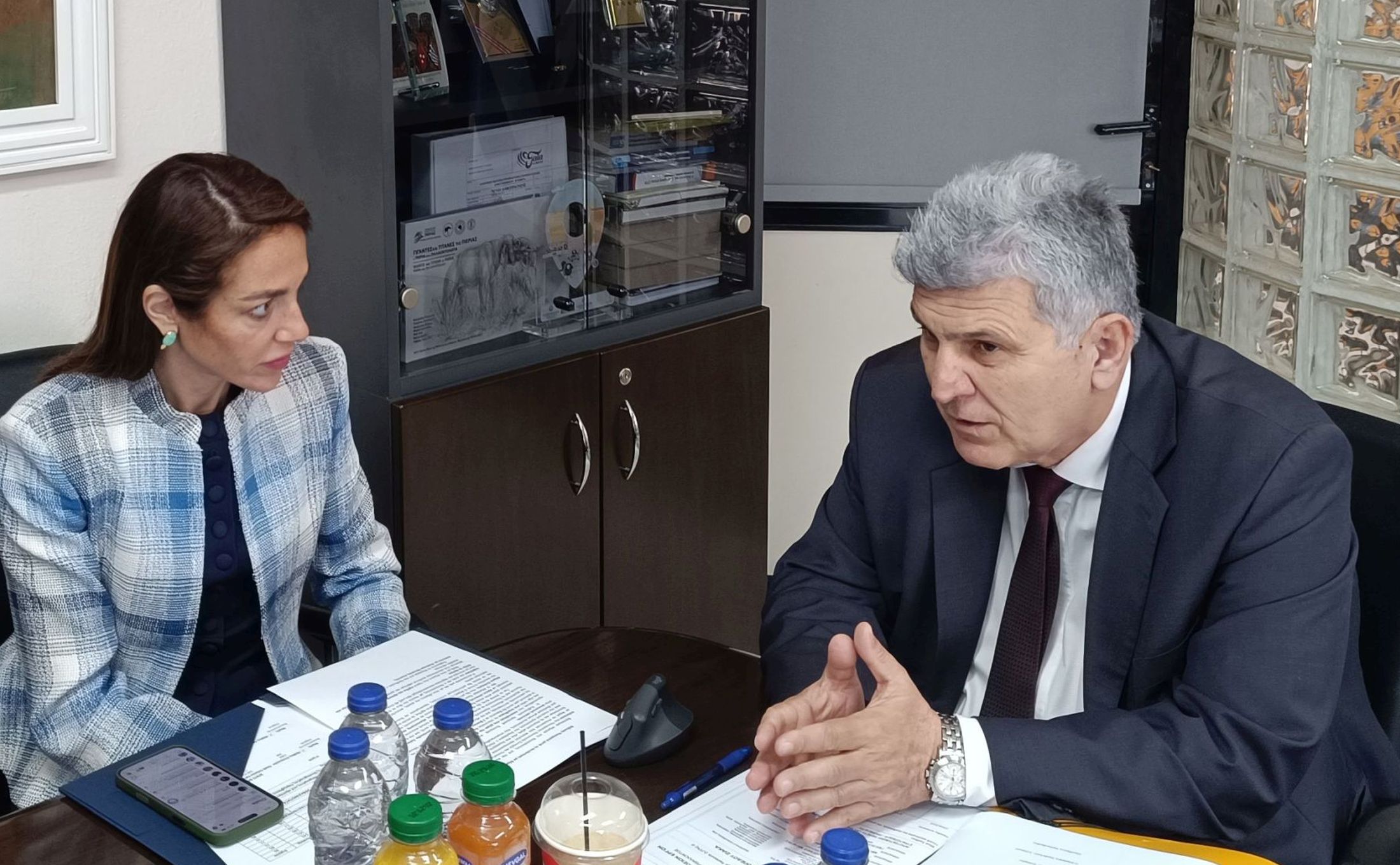 &Tau;&eta;&nu; &alpha;&xi;&iota;&omicron;&pi;&omicron;ί&eta;&sigma;&eta; &alpha;&kappa;&iota;&nu;ή&tau;&omega;&nu; &pi;&rho;&omicron;&sigmaf; ό&phi;&epsilon;&lambda;&omicron;&sigmaf; &tau;&omega;&nu; &delta;&eta;&mu;&omicron;&tau;ώ&nu; &sigma;&upsilon;&zeta;ή&tau;&eta;&sigma;&alpha;&nu; &omicron; &Delta;ή&mu;&alpha;&rho;&chi;&omicron;&sigmaf; &Kappa;&omicron;&rho;&delta;&epsilon;&lambda;&iota;&omicron;ύ &ndash; &Epsilon;&upsilon;ό&sigma;&mu;&omicron;&upsilon;, &Lambda;&epsilon;&upsilon;&tau;έ&rho;&eta;&sigmaf; &Alpha;&lambda;&epsilon;&xi;&alpha;&nu;&delta;&rho;ί&delta;&eta;&sigmaf; &kappa;&alpha;&iota; &eta; &Upsilon;&pi;&omicron;&upsilon;&rho;&gamma;ό&sigmaf; &Kappa;&omicron;&iota;&nu;&omega;&nu;&iota;&kappa;ή&sigmaf; &Sigma;&upsilon;&nu;&omicron;&chi;ή&sigmaf; &kappa;&alpha;&iota; &Omicron;&iota;&kappa;&omicron;&gamma;έ&nu;&epsilon;&iota;&alpha;&sigmaf;, &Delta;ό&mu;&nu;&alpha; &Mu;&iota;&chi;&alpha;&eta;&lambda;ί&delta;&omicron;&upsilon;