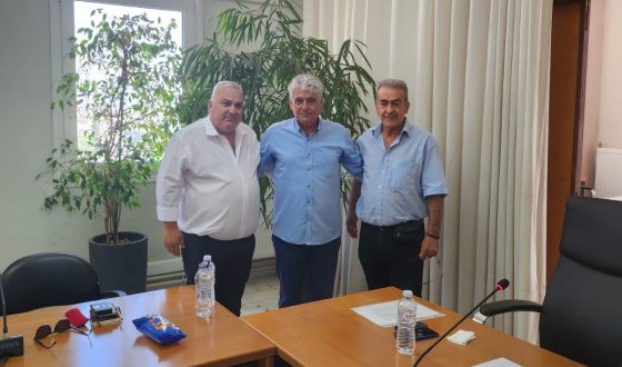 &Sigma;&upsilon;&gamma;&chi;&alpha;&rho;&eta;&tau;ή&rho;&iota;&alpha; &delta;&eta;&mu;ά&rho;&chi;&omicron;&upsilon; &sigma;&tau;&eta; &nu;έ&alpha; &delta;&iota;&omicron;ί&kappa;&eta;&sigma;&eta; &tau;&eta;&sigmaf; &Epsilon;&kappa;&tau;&epsilon;&lambda;&epsilon;&sigma;&tau;&iota;&kappa;ή&sigmaf; &ndash; &Omicron;&iota;&kappa;&omicron;&nu;&omicron;&mu;&iota;&kappa;ή&sigmaf; &Epsilon;&pi;&iota;&tau;&rho;&omicron;&pi;ή&sigmaf; &tau;&omicron;&upsilon; &Sigma;&upsilon;&nu;&delta;έ&sigma;&mu;&omicron;&upsilon; &Delta;ή&mu;&omega;&nu; &Delta;&upsilon;&tau;&iota;&kappa;ή&sigmaf; &Theta;&epsilon;&sigma;&sigma;&alpha;&lambda;&omicron;&nu;ί&kappa;&eta;&sigmaf;