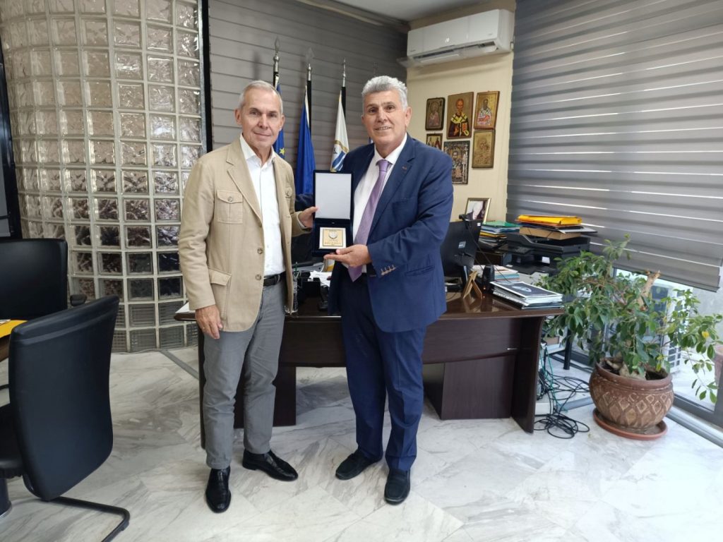ΥΦΕΘΑ στον δήμαρχο Κορδελιού – Ευόσμου: Ειλημμένη απόφαση η παραχώρηση στον δήμο τμήματος του «Παπακυριαζή» – Συνδυασμός κατοικιών και χώρων αναψυχής και άθλησης στο «Ζιάκα»