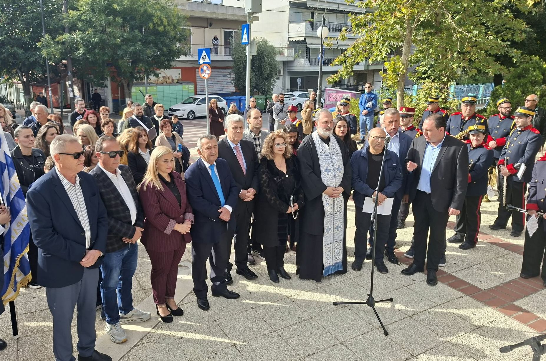 &Delta;ή&mu;&omicron;&sigmaf; &Kappa;&omicron;&rho;&delta;&epsilon;&lambda;&iota;&omicron;ύ &ndash; &Epsilon;&upsilon;ό&sigma;&mu;&omicron;&upsilon;: &Mu;&epsilon; &delta;ύ&omicron; &epsilon;&kappa;&delta;&eta;&lambda;ώ&sigma;&epsilon;&iota;&sigmaf; &alpha;&pi;έ&delta;&omega;&sigma;&epsilon; &phi;ό&rho;&omicron; &tau;&iota;&mu;ή&sigmaf; &sigma;&tau;&omicron;&upsilon;&sigmaf; ή&rho;&omega;&epsilon;&sigmaf; &tau;&omicron;&upsilon; &Mu;&alpha;&kappa;&epsilon;&delta;&omicron;&nu;&iota;&kappa;&omicron;ύ &Alpha;&gamma;ώ&nu;&alpha;